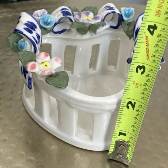 Potpourri Designs Decor Candy Dish Floral Heart Shaped Basket - Picture 9 of 10